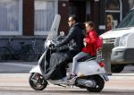 Amsterdam 10 maart 2015  
Danny Landzaat met dochter op vespa scooter