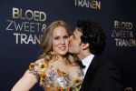 Amsterdam 30 maart 2015
Premiere Bloed zweet en tranen (film over het leven van Andre Hazes) in Tuschinski. Hadewich Minis met partner