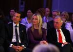 Amsterdam 8 maart 2015
Modeshow Paul Schulten in het Okura.
Harry Mens met zijn buurvrouw en dochter Suze.
