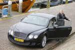 Volendam 5 maart 2015  
Jaap Buijs arriveert in zijn Bentley op de dijk
