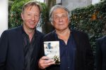 Amsterdam 31 maart 2015
Presentatie boek van Rick Nieman. Sacha de Boer is natuurlijk ook aanwezig. Jan Cremer met vrouw Babette en Wim T Schippers