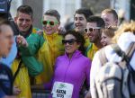 Den Haag 8 maart 2015Katja Schuurman loopt de city pier city loop CPC van 10 km voor haar tv programma. Marco Koers vergezelt haar.