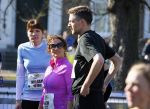 Den Haag 8 maart 2015Katja Schuurman loopt de city pier city loop CPC van 10 km voor haar tv programma. Marco Koers vergezelt haar.