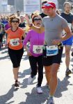 Den Haag 8 maart 2015Katja Schuurman loopt de city pier city loop CPC van 10 km voor haar tv programma. Marco Koers vergezelt haar.