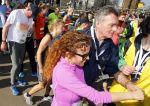 Den Haag 8 maart 2015Katja Schuurman loopt de city pier city loop CPC van 10 km voor haar tv programma. Marco Koers vergezelt haar.