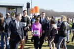 Den Haag 8 maart 2015Katja Schuurman loopt de city pier city loop CPC van 10 km voor haar tv programma. Marco Koers vergezelt haar.