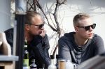 Amsterdam 17 maart 2015
Kolbeinn Sigthorsson met een kennis op terras