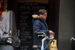 Amsterdam 9 maart 2015 
Martijn Krabbe doet boodschappen op zijn vespa scooter.