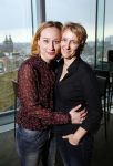 Amsterdam 24 maart 2015
presentatie het grote songfestival boek door Richard v d Crommert en Dave Boomkens in het double three hotel. Michelle Courtens met partner