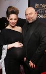 Amsterdam 30 maart 2015
Premiere Bloed zweet en tranen (film over het leven van Andre Hazes) in Tuschinski.
Loek Peters met zijn zwangere vrouw