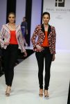 Amsterdam 8 maart 2015
Modeshow Paul Schulten in het Okura.
oa aanwezig Christine Kroonenberg met vriend Christina Curry Hank Heijn Geert ( vriend Edgar Vos) Harrie Mens met zijn buurvrouw en dochter Suze.