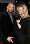 Amsterdam 1 april 2015
Premiere fast and Furious 7 in pathe arena.
Monique Sluyter met vriend