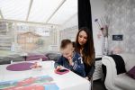 Amsterdam 27 maart 2015
Binnen kijken in het huis van Mounira Mansour en haar zoontje Noah.