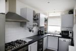 Amsterdam 27 maart 2015
Binnen kijken in het huis van Mounira Mansour en haar zoontje Noah.