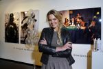 Alphen aan de Rijn 28 februari 2015
Opening expositie Myrthe Mylius. Vriend Thomas Berge en zoontje Jack zijn natuurlijk aanwezig.