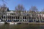 Amsterdam 31 maart 2015
Olcay Gulsen haar range Rover (auto) wordt weg gesleept.