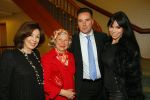 Amsterdam 8 maart 2015
Modeshow Paul Schulten in het Okura.
oa aanwezig Christine Kroonenberg met vriend Christina Curry Hank Heijn Geert ( vriend Edgar Vos) Harrie Mens met zijn buurvrouw en dochter Suze.