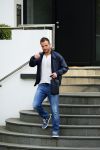 Hamburg 18 maart 2015
Rafael v d Vaart vertrekt vanaf zijn huis naar de training van HSV