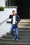 Hamburg 18 maart 2015
Rafael v d Vaart vertrekt vanaf zijn huis naar de training van HSV