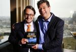Amsterdam 24 maart 2015
presentatie het grote songfestival boek door Richard v d Crommert en Dave Boomkens in het double three hotel