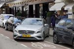 Amsterdam 9 maart 2015  
Dave Roelvink zijn moeder Lucienne en Honoria vertrekken vanaf de pc hooftstraat voor real life soap