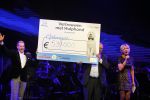 Hilversum 26 maart 2015
Gala stichting hulphond in studio 21. Eric Bouwer en Rudolph Strickwold en Anita Witzier