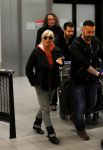 Schiphol 26 maart 2015
Samantha Fox arriveert op schiphol. Varol Porsemay haalt haar op