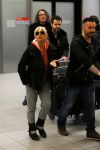 Schiphol 26 maart 2015
Samantha Fox arriveert op schiphol. Varol Porsemay haalt haar op