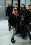 Schiphol 26 maart 2015
Samantha Fox arriveert op schiphol. Varol Porsemay haalt haar op