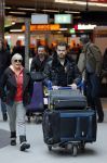 Schiphol 26 maart 2015
Samantha Fox arriveert op schiphol. Varol Porsemay haalt haar op