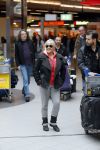 Schiphol 26 maart 2015
Samantha Fox arriveert op schiphol. Varol Porsemay haalt haar op