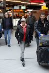 Schiphol 26 maart 2015
Samantha Fox arriveert op schiphol. Varol Porsemay haalt haar op