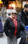 Schiphol 26 maart 2015
Samantha Fox arriveert op schiphol. Varol Porsemay haalt haar op