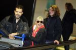 Schiphol 26 maart 2015
Samantha Fox arriveert op schiphol. Varol Porsemay haalt haar op