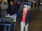 Schiphol 26 maart 2015
Samantha Fox arriveert op schiphol. Varol Porsemay haalt haar op
