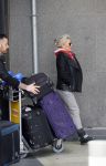 Schiphol 26 maart 2015
Samantha Fox arriveert op schiphol. Varol Porsemay haalt haar op