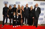 Amsterdam 9 maart 2015
Premiere Sergio Herman in het eye theater. Ellemieke Vermolen en hun zoons zijn er ook bij.
Met familie