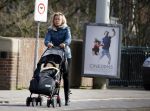 Amsterdam 7 maart 2015
Suze Mens achter de kinderwagen