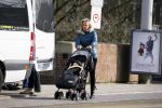 Amsterdam 7 maart 2015
Suze Mens achter de kinderwagen