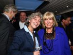 Amsterdam, 21 Januari 2015.
Uitreiking boek Willy Alberti
Xandra Knebel, schrijfster van het boek samen met Willeke Alberti
