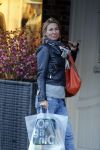 Amsterdam 7 maart 2016 
Annemieke Verdoorn met een vriendin op de cornelis schuytstraat.