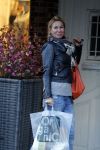 Amsterdam 7 maart 2016 
Annemieke Verdoorn met een vriendin op de cornelis schuytstraat.