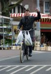 Amsterdam 23 maart 2016
Beau v Erven Dorens op de fiets in Amsterdam.