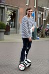 Amsterdam 6 april 2016
Bob Wisse op de nieuwst ox board.