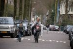 Amsterdam 22 maart 2016
Bridget Maasland met zoontje Mees op de fiets.
