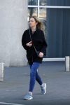 Schiphol 8 februari 2016
Christie Bokma verlaat het sheraton hotel op schiphol. Rafael v d Vaart liep binnendoor naar de vertrekhal.
