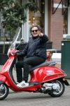 Amsterdam 8 april 2016
Dirk Zeelenberg op zijn vespa scooter