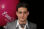 Amsterdam 9 april 2016 
Bijeenkomst van deelnemers aan het eurovision songfestival in het vondelpark.
Douwe Bob is de nederlandse inzending.