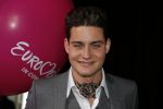 Amsterdam 9 april 2016 
Bijeenkomst van deelnemers aan het eurovision songfestival in het vondelpark.
Douwe Bob is de nederlandse inzending.