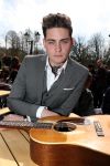 Amsterdam 9 april 2016 
Bijeenkomst van deelnemers aan het eurovision songfestival in het vondelpark.
Douwe Bob is de nederlandse inzending.